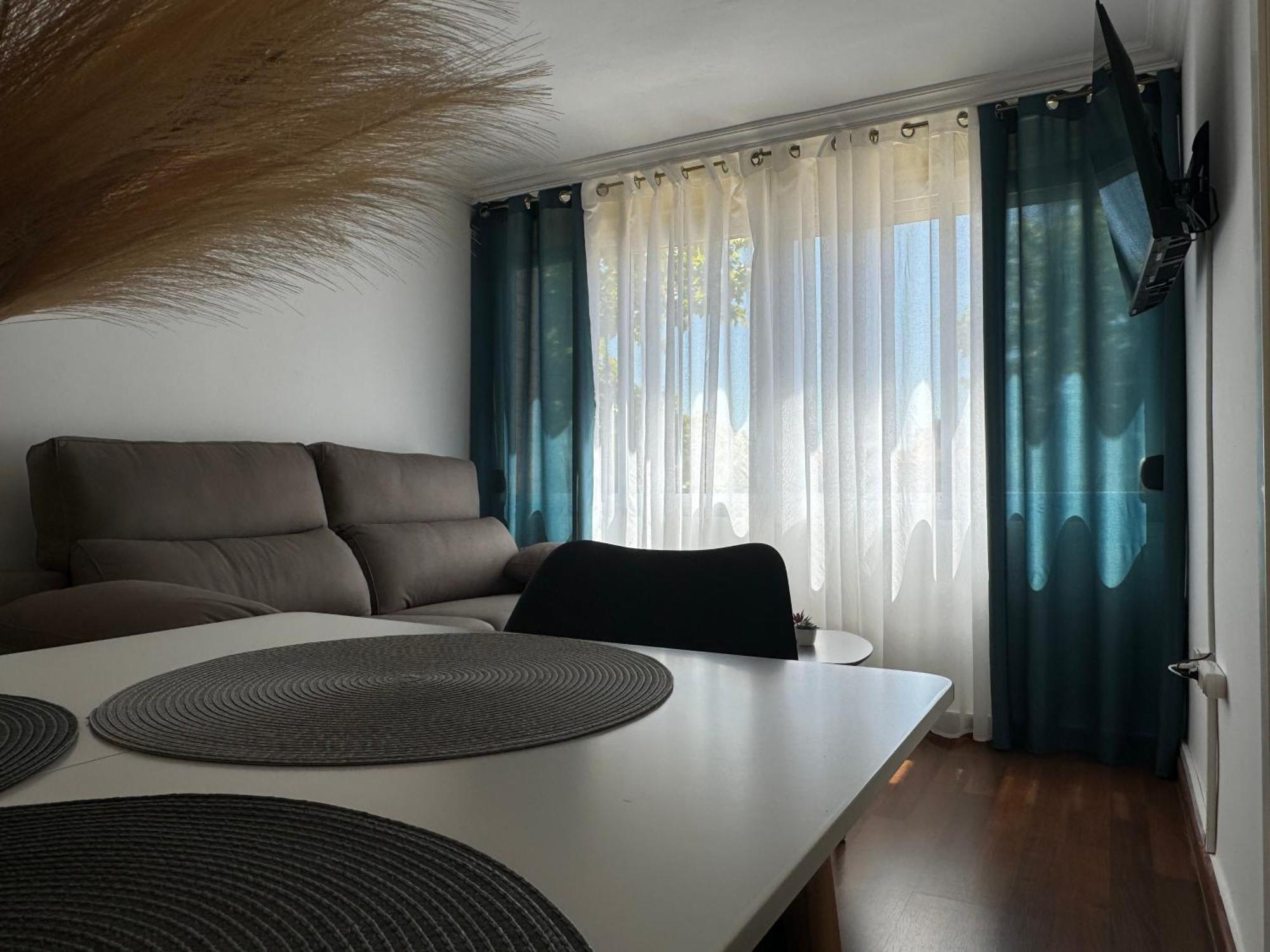 Apartamento Alarcon En Zona Av Espana - Hospital Albacete Bagian luar foto