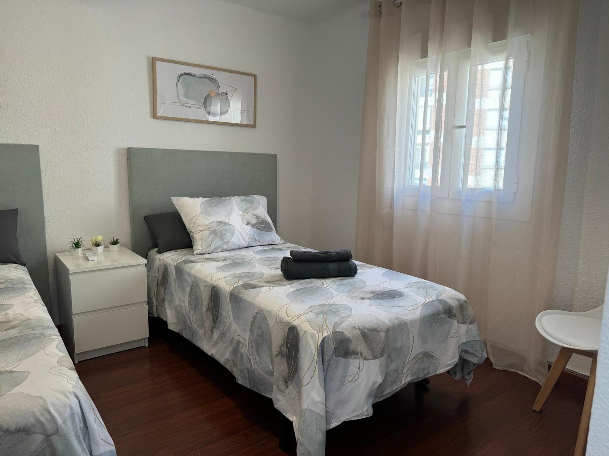 Apartamento Alarcon En Zona Av Espana - Hospital Albacete Bagian luar foto